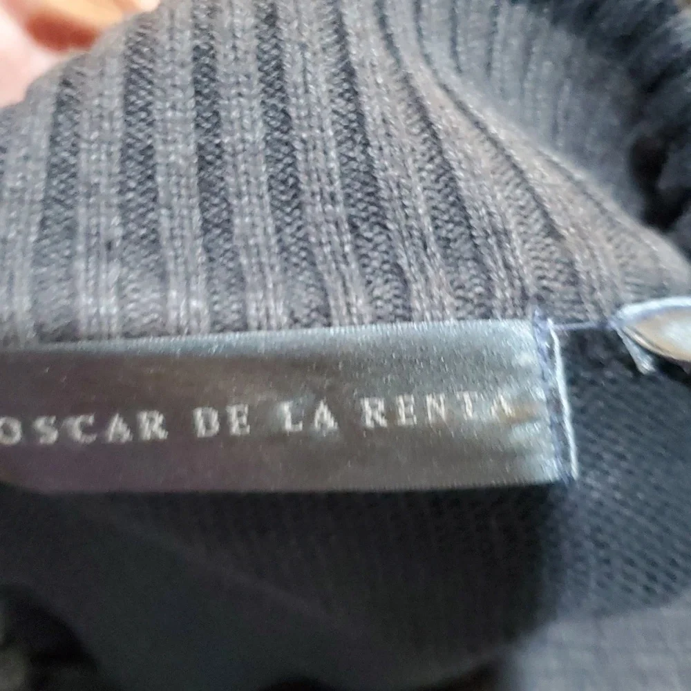 Oscar de la renta black and grey 1/4 zip sweater